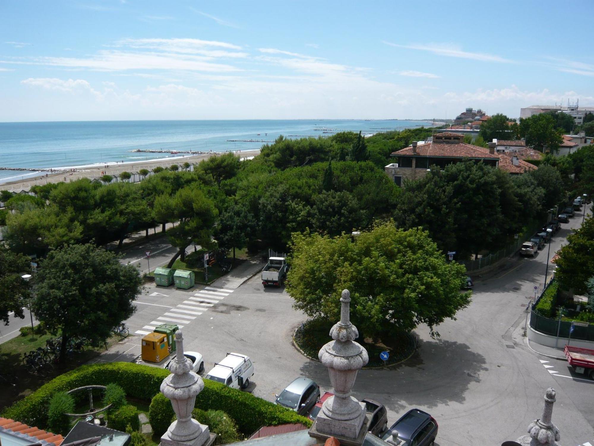 Villa Gabriella B&B - Apartments Lido di Venezia Luaran gambar