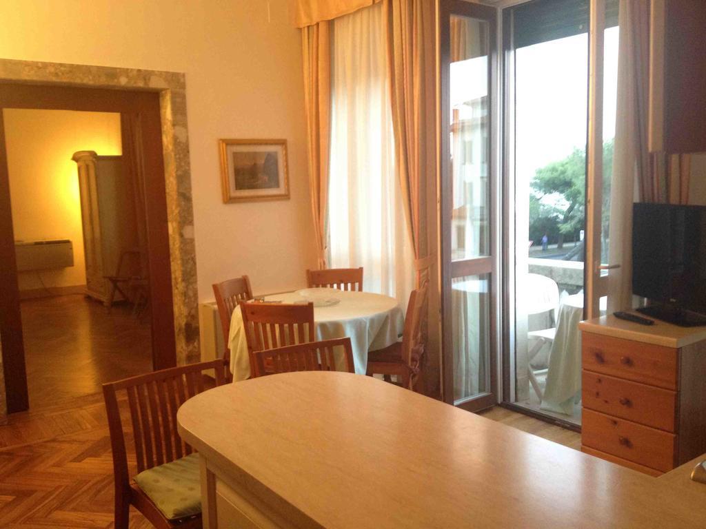 Villa Gabriella B&B - Apartments Lido di Venezia Luaran gambar